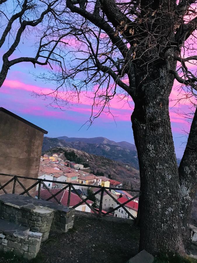 Ambrosia Hostel Alessandria del Carretto 外观 照片