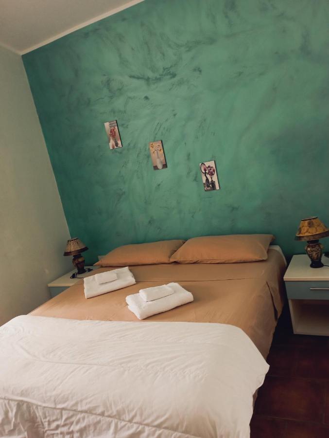 Ambrosia Hostel Alessandria del Carretto 外观 照片