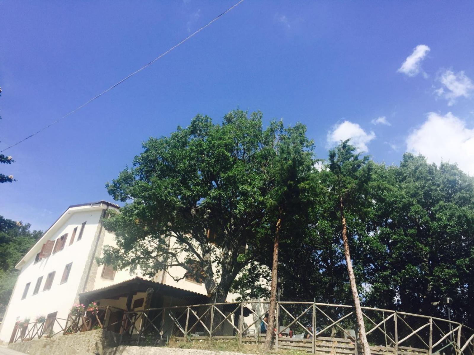 Ambrosia Hostel Alessandria del Carretto 外观 照片