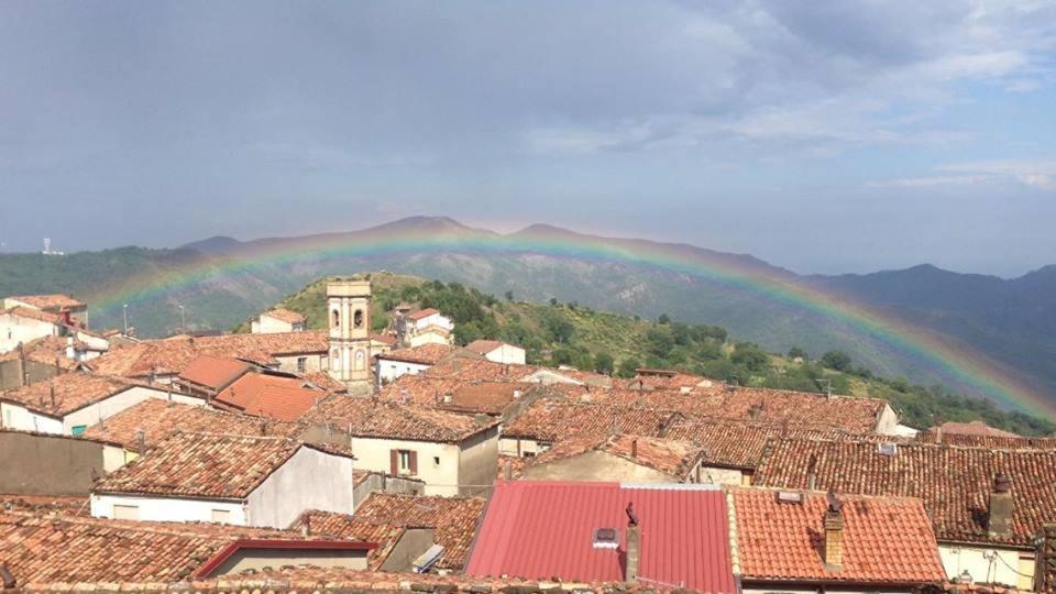 Ambrosia Hostel Alessandria del Carretto 外观 照片